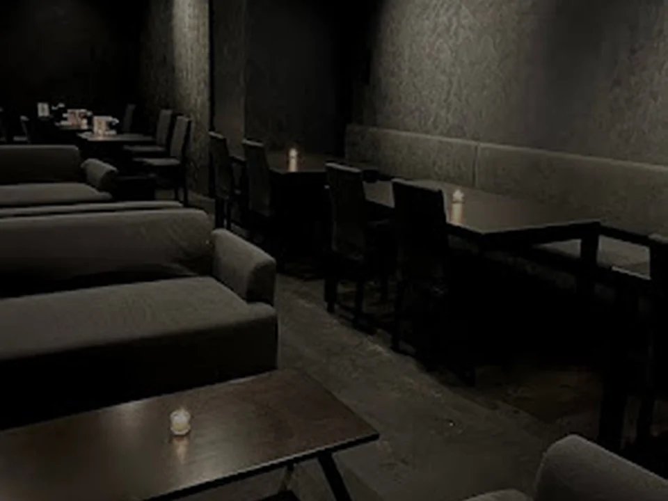 C.S.B大阪梅田店シーシャカフェ&バー