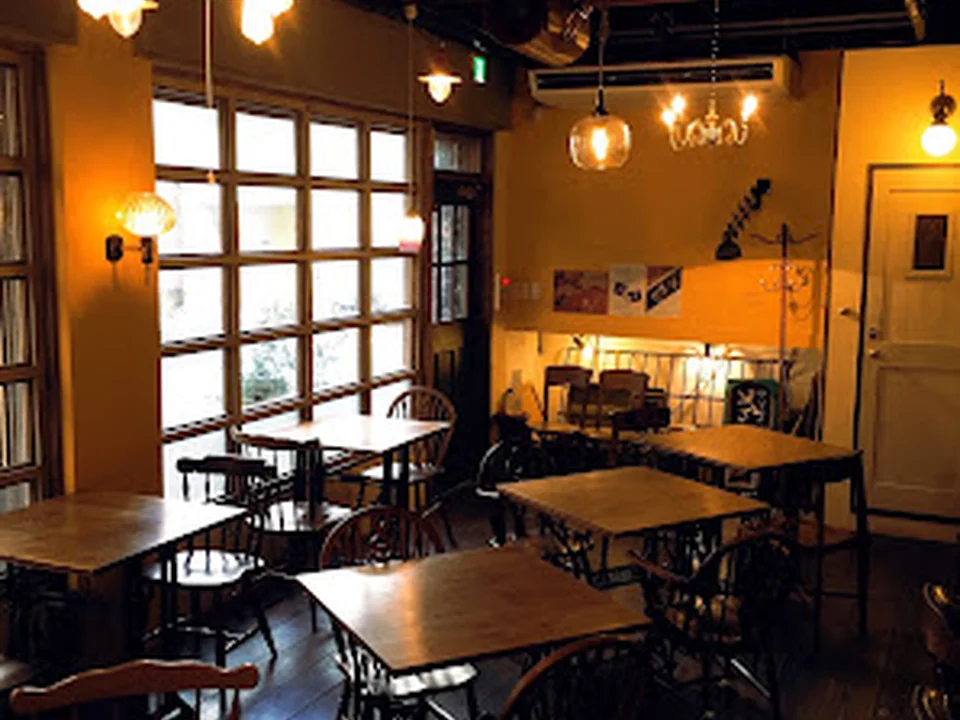 CAFÉ TOKIONA