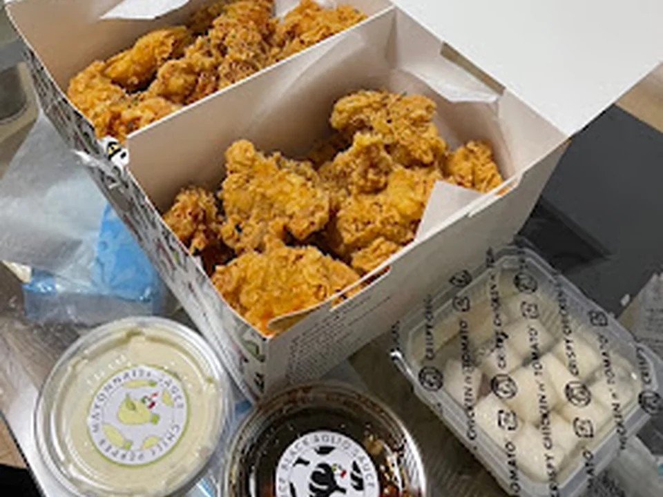 CRISPY CHICKEN n` TOMATO 天満店