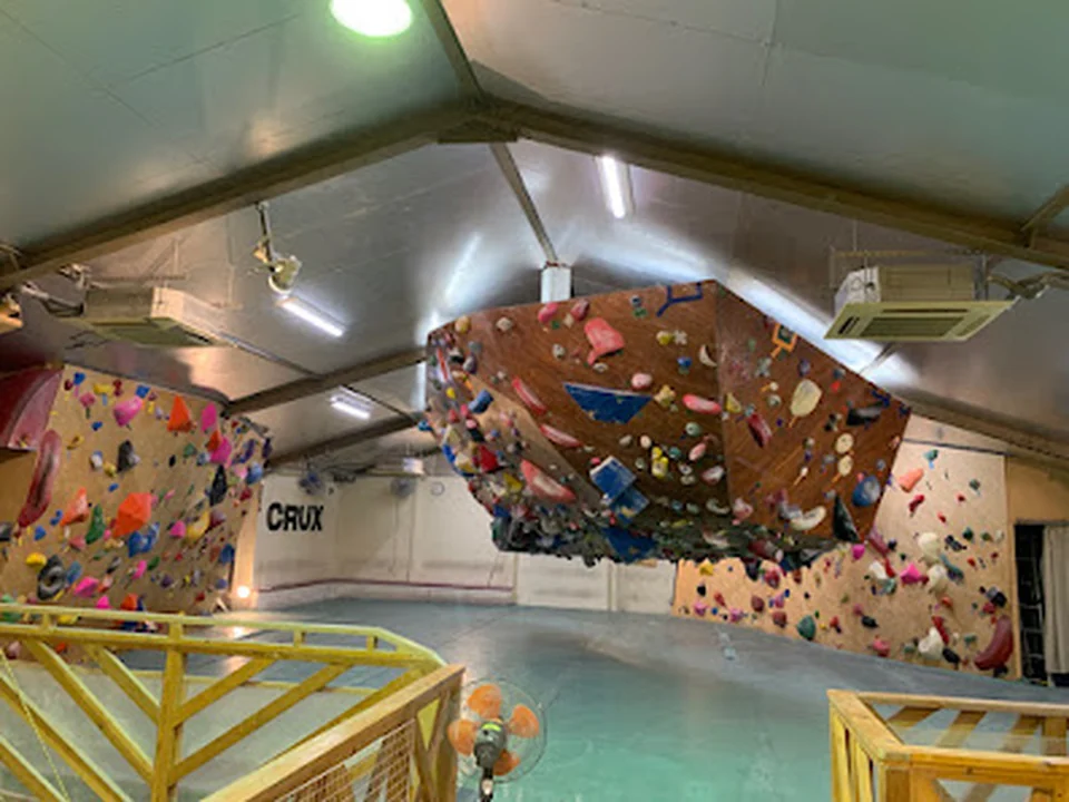 CRUX クラックス大阪