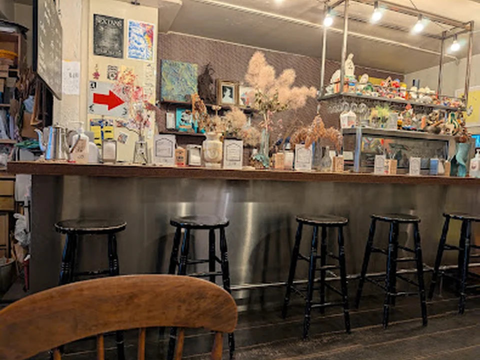 DELI