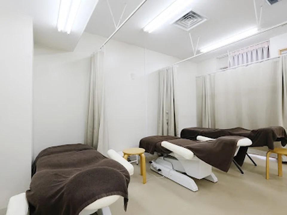 フラルクリニック大阪梅田院（FLALU CLINIC）