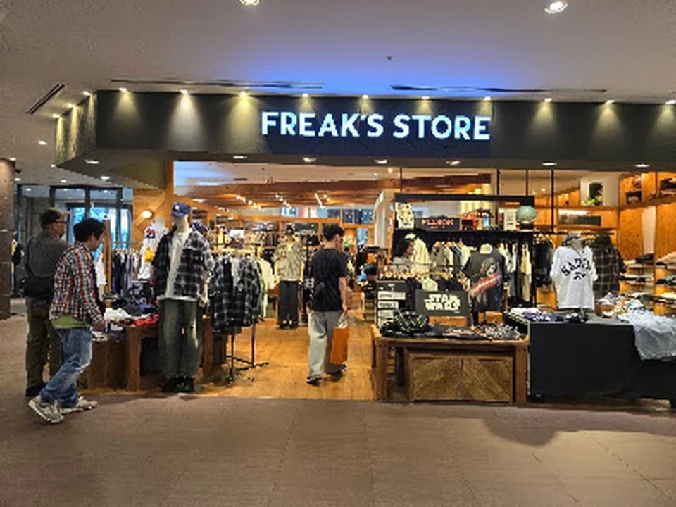 FREAK'S STORE 梅田ルクアメンズ店