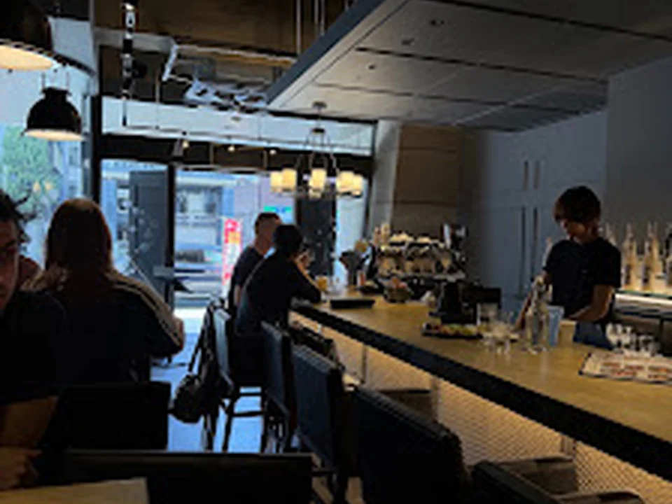 Heumoot Cafe Lounge