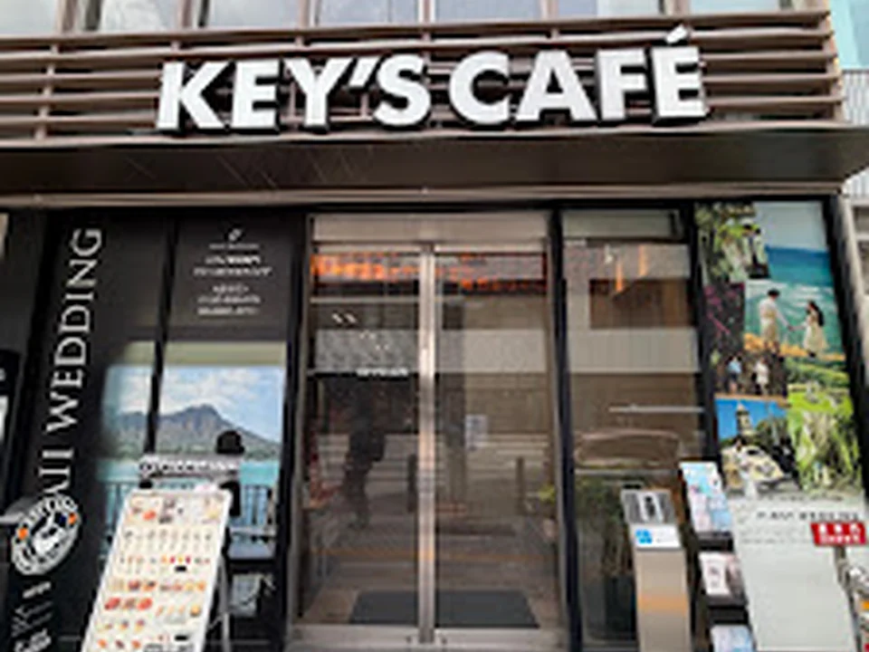 KEY'S CAFÉ 大阪本町店