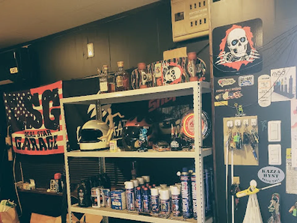 ＬＯＣＡＬ・ＳＴＡＲ・ＧＡＲＡＧＥ