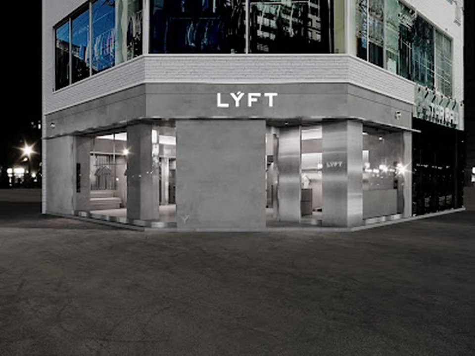 LÝFT Osaka Store