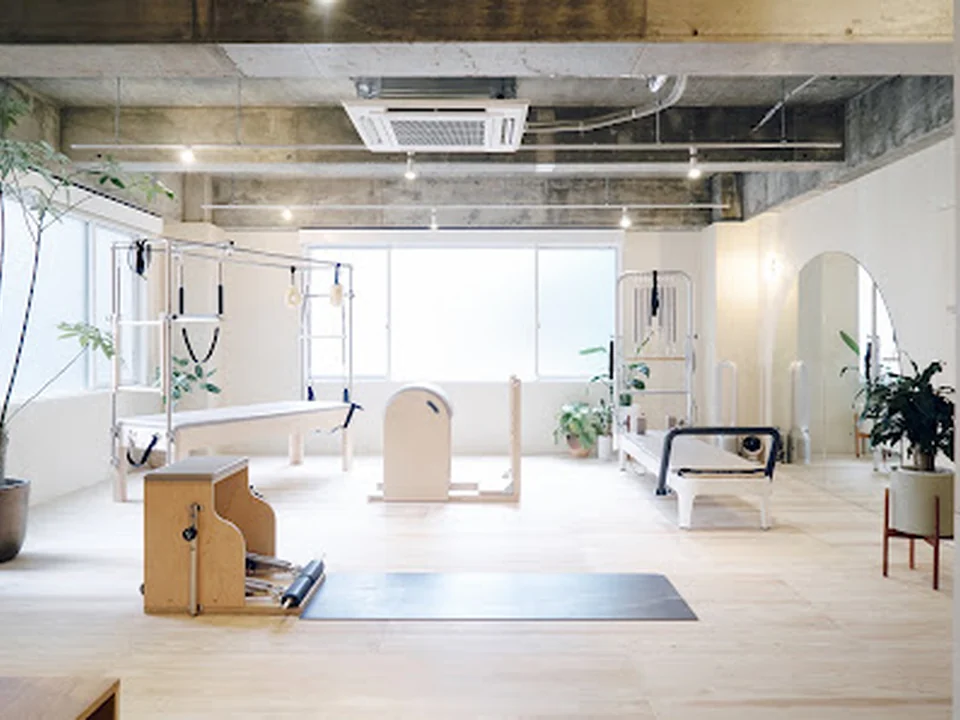 Foto de maemo atomo studio 南森町店