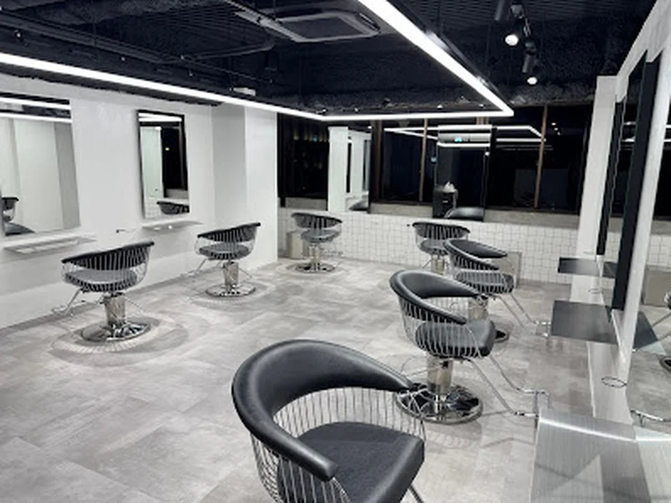 Men's Salon STELLA