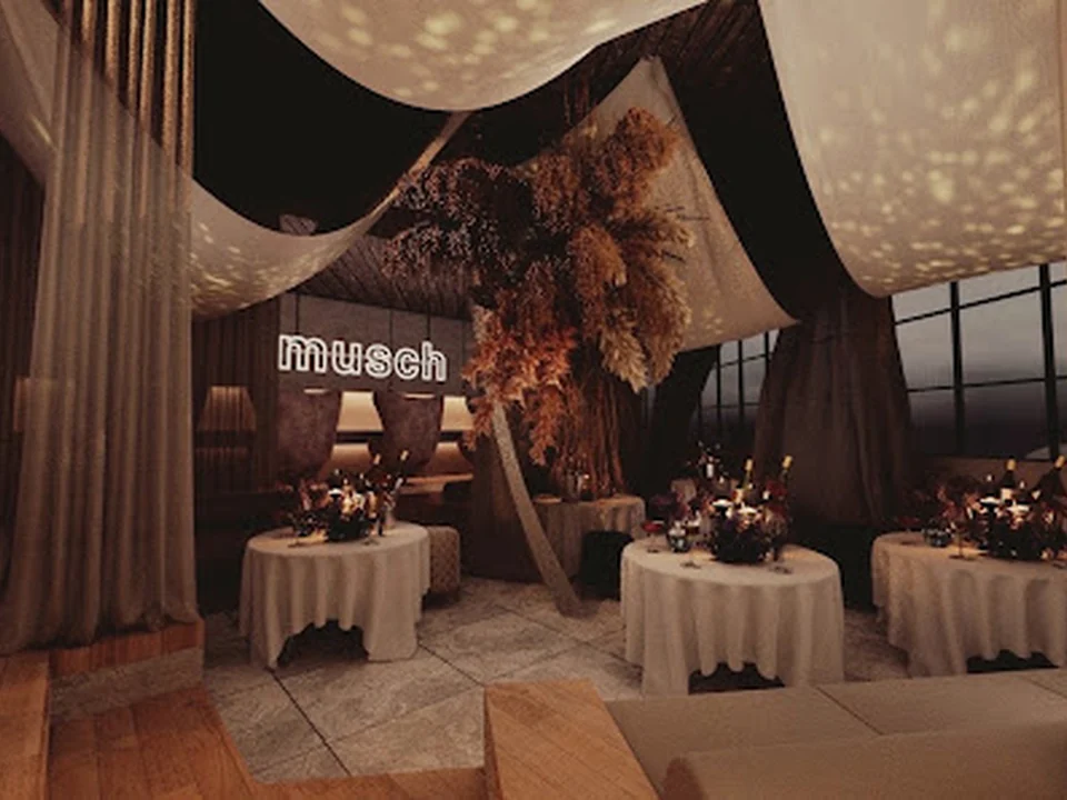 シーシャカフェ＆バーmusch（ムッシュ）梅田HEP前店（hookah lounge musch）