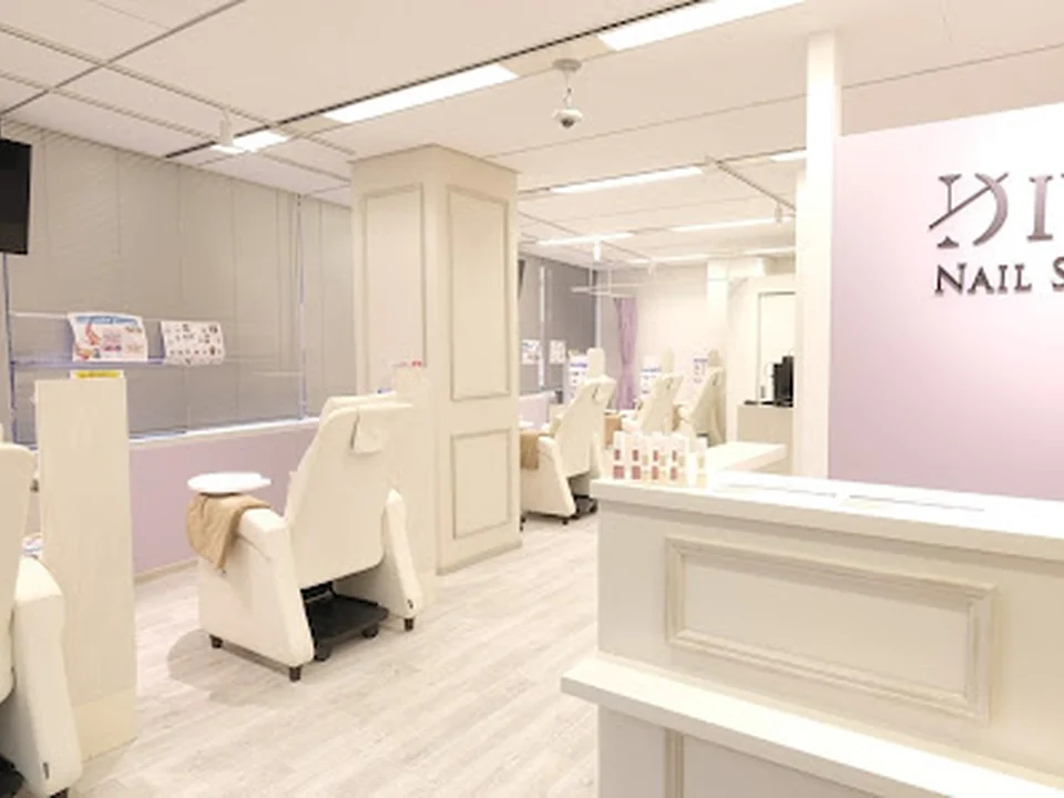 Nail salon Diva梅田店(ネイルサロンディーバ梅田店)