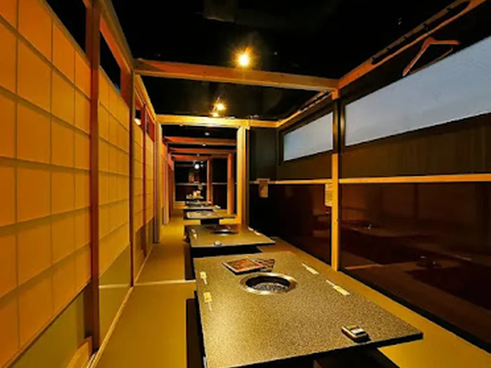個室×黒毛和牛焼肉×しゃぶしゃぶ×すき焼き 善 なんば店
