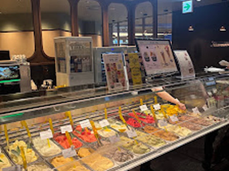 ジェラテリア ラッフィナート クオーツ心斎橋店