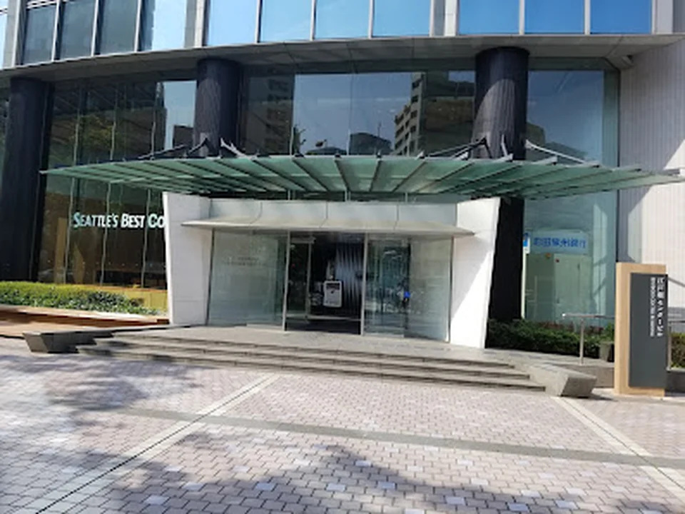 リペアマスター大阪肥後橋店