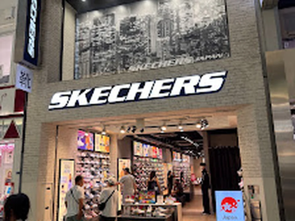 スケッチャーズ 心斎橋