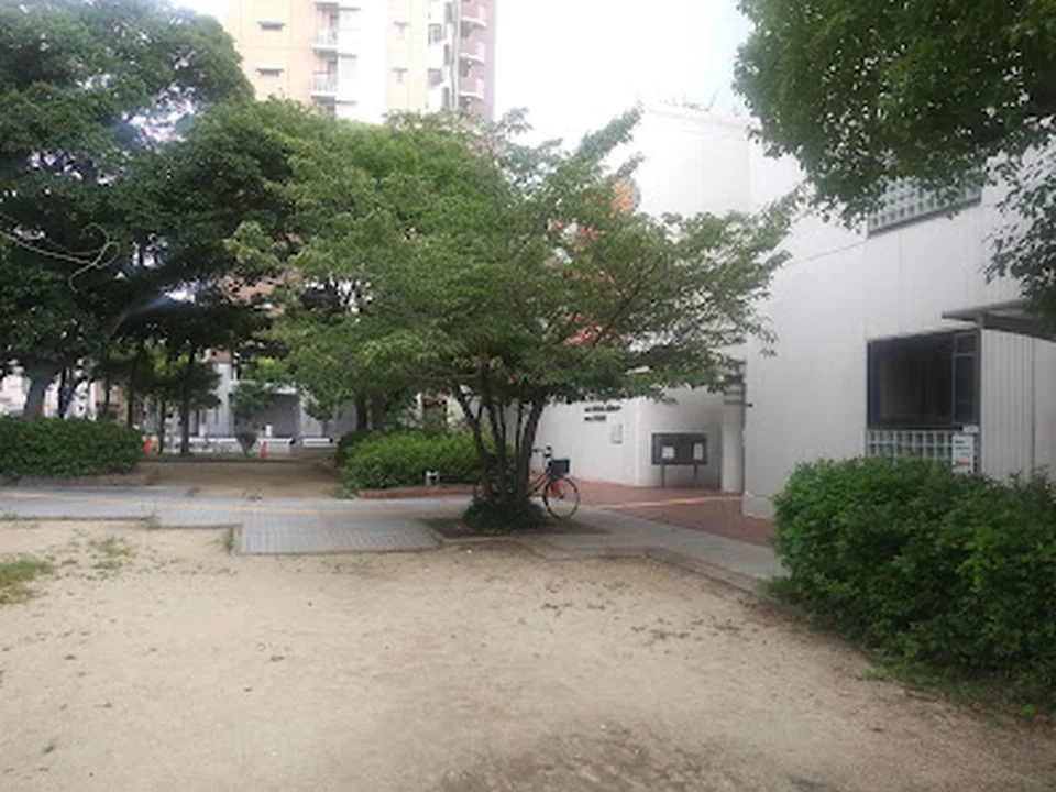 大阪市立此花図書館
