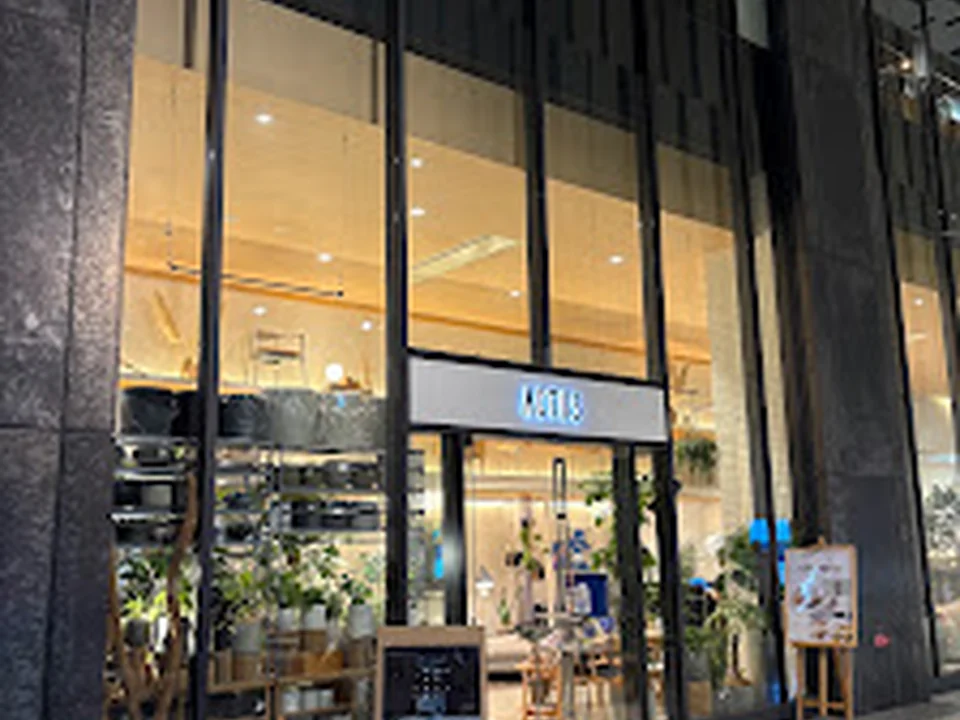 アクタス 梅田店