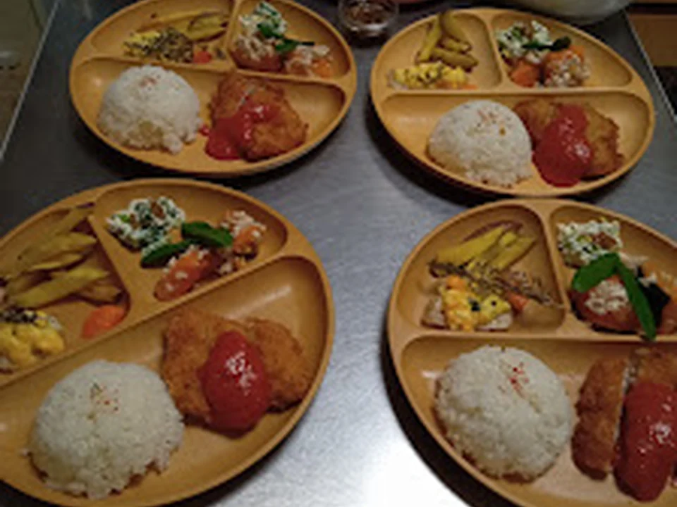 子ども食堂 土よう日の給食会