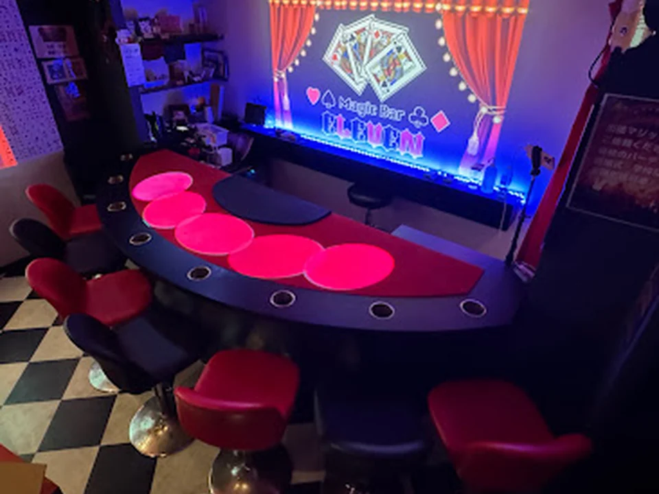 Foto de マジックバー イレブン osaka-bar-magic