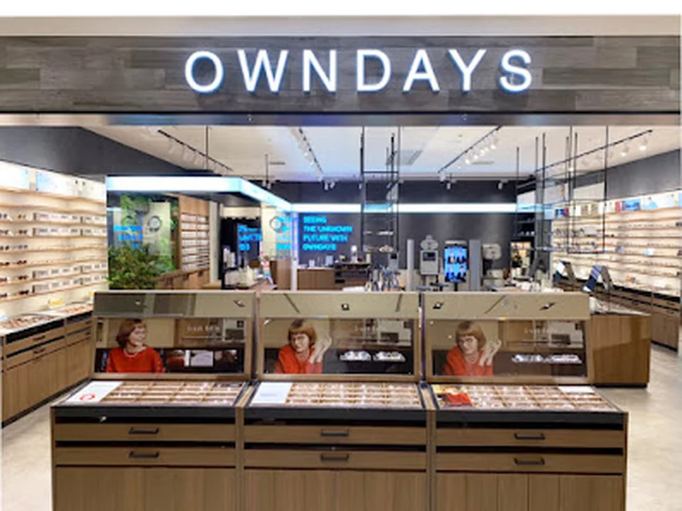 OWNDAYS ルクア大阪店