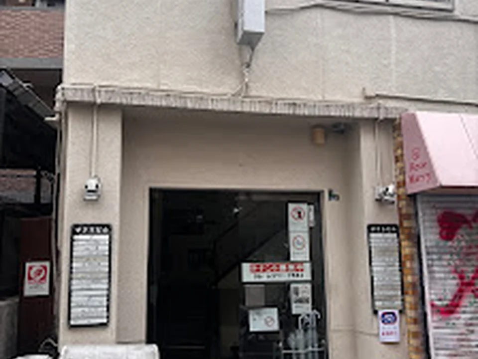 pug 大阪本店
