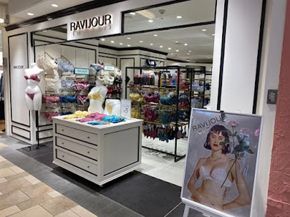 RAVIJOUR 梅田EST店