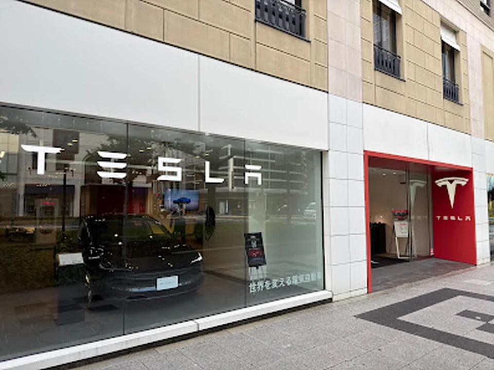 Foto de テスラ心斎橋 / Tesla Shinsaibashi