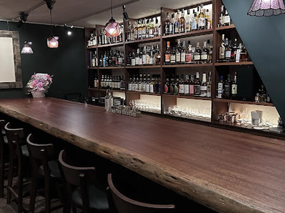 The Quaich Bar Osaka (クエイヒ・バー)