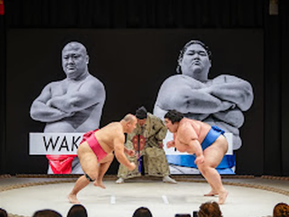 THE SUMO HALL 日楽座 OSAKA, 大阪